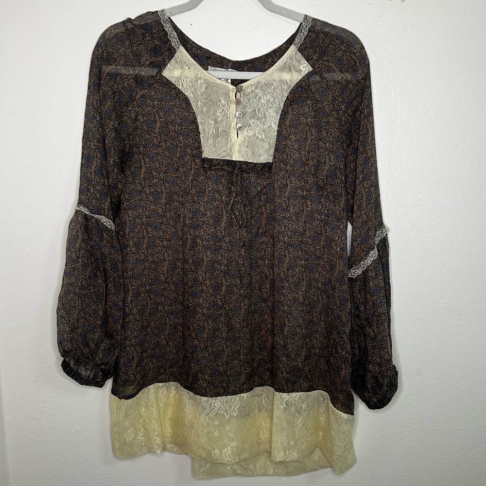 Trinity 100% silk lace detail patterned top